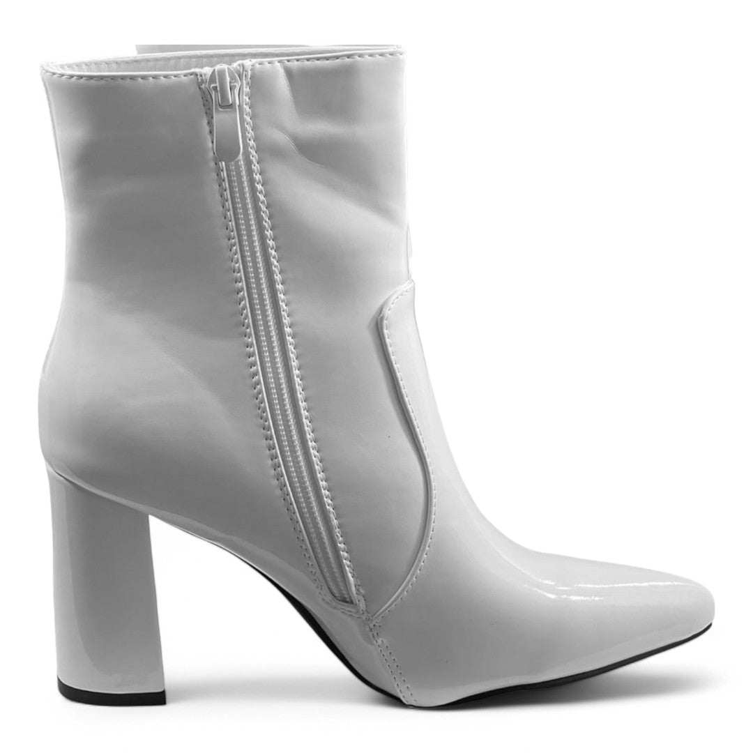 Botines Charol Con Taco De 7cms Punta Fina